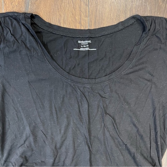 Motherhood maternity scoop neck tee SZ LG - Picture 2 of 4